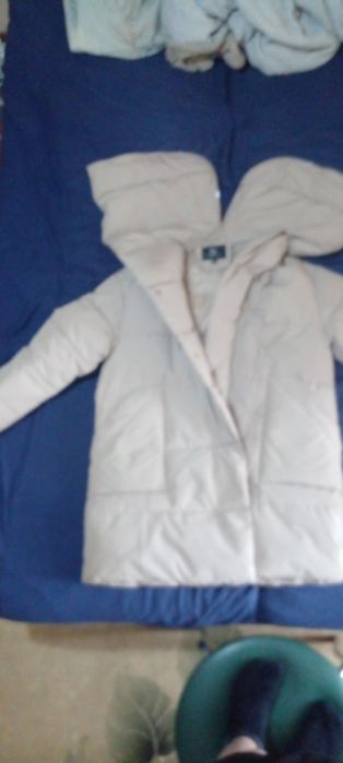 Продам куртку новая одели 1 раз
