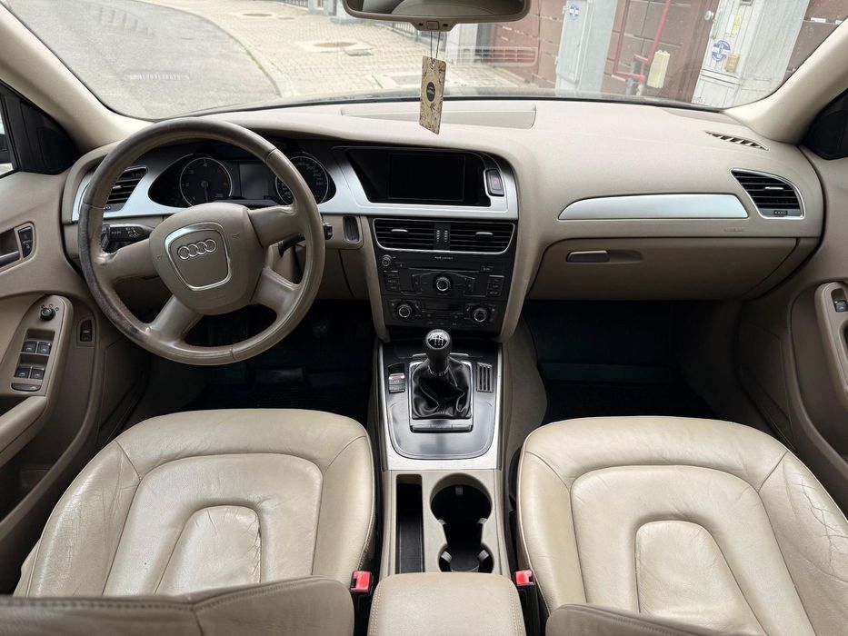 AUDI A4 2009 — imagine 3