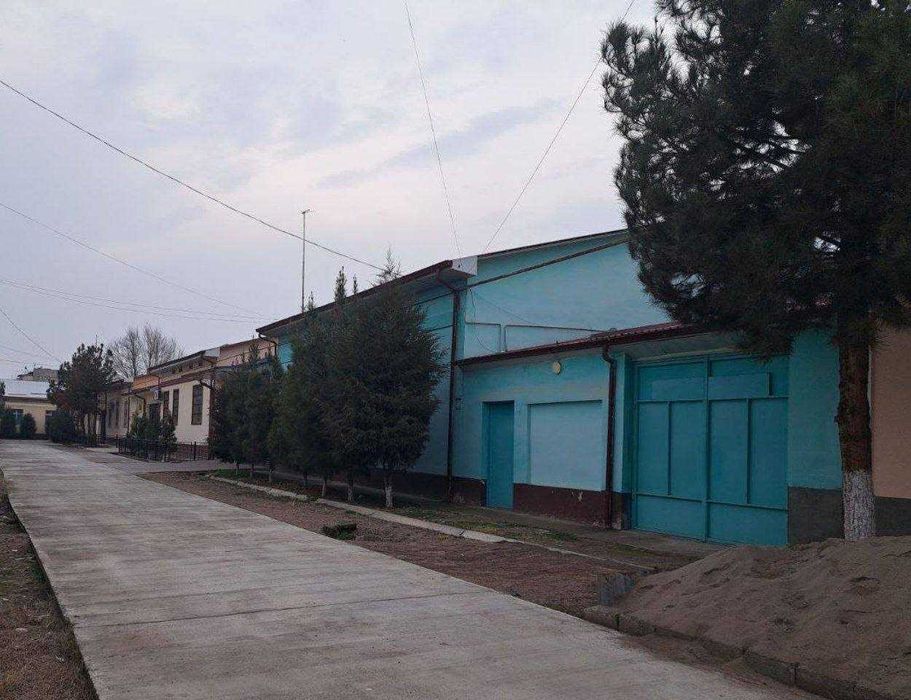 СРОЧНО ПРОДАЁТСЯ  ДОМ !!! Ориентир - базар Гульбахор