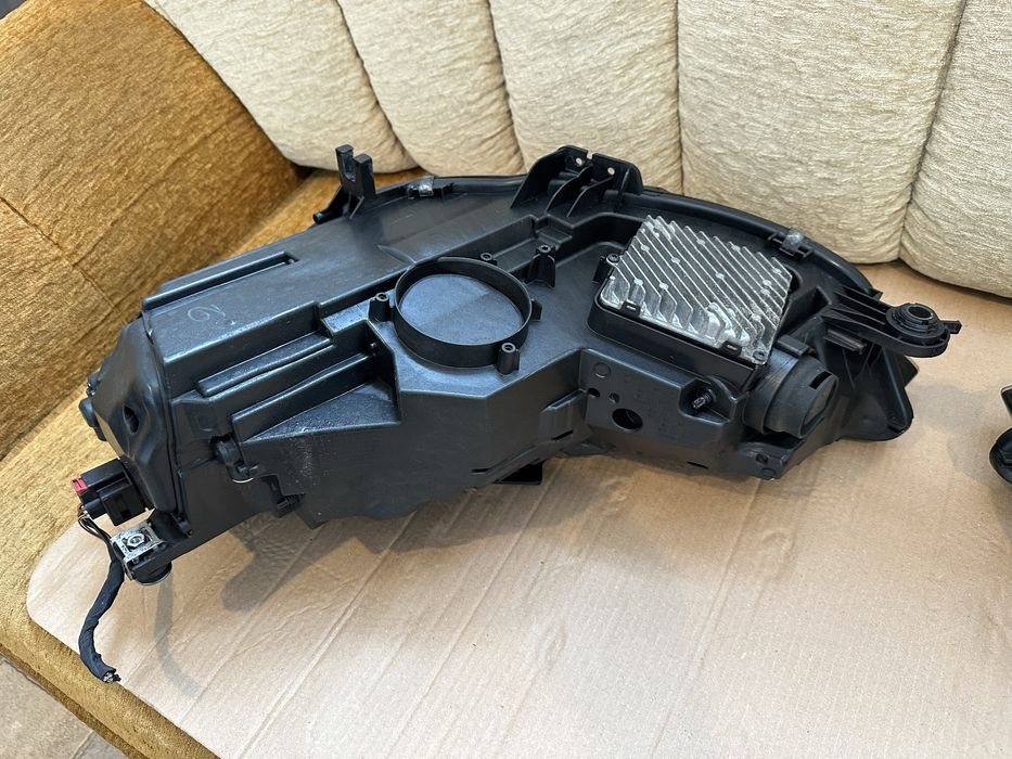 Faruri, Far stanga / Far dreapta Audi A4 B9 Matrix