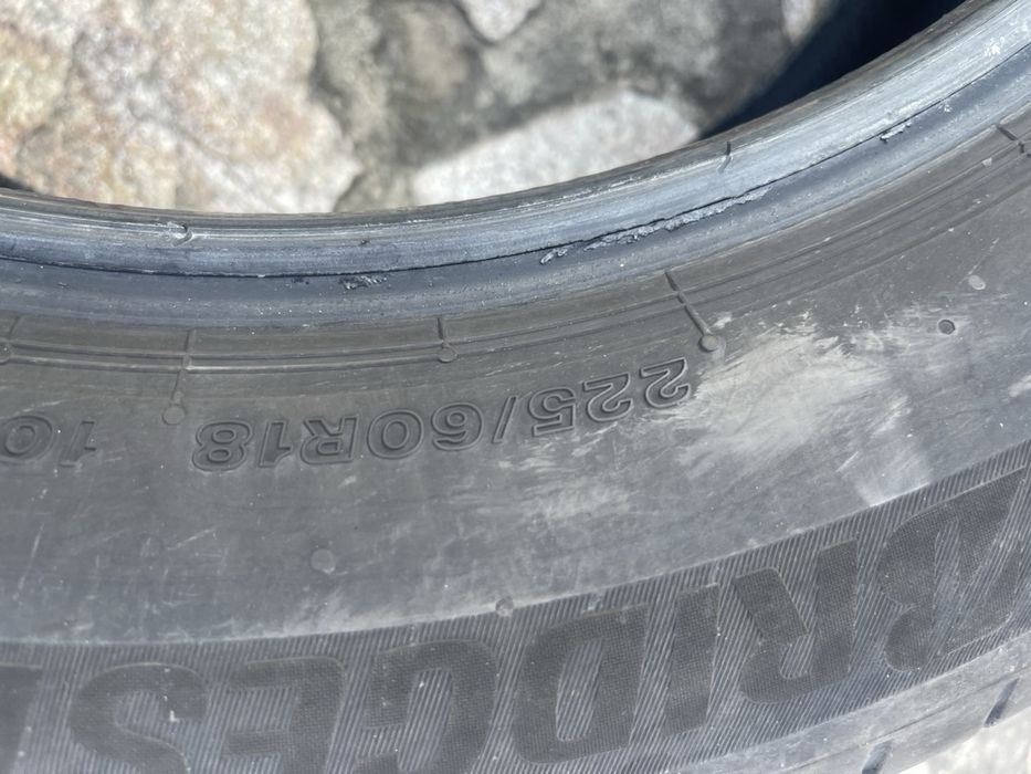 Летни Гуми Bridgestone 225/60/18