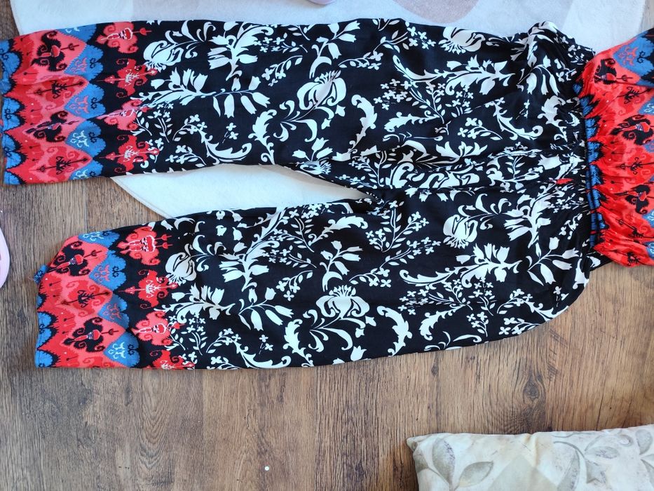 Дамски сет от две части