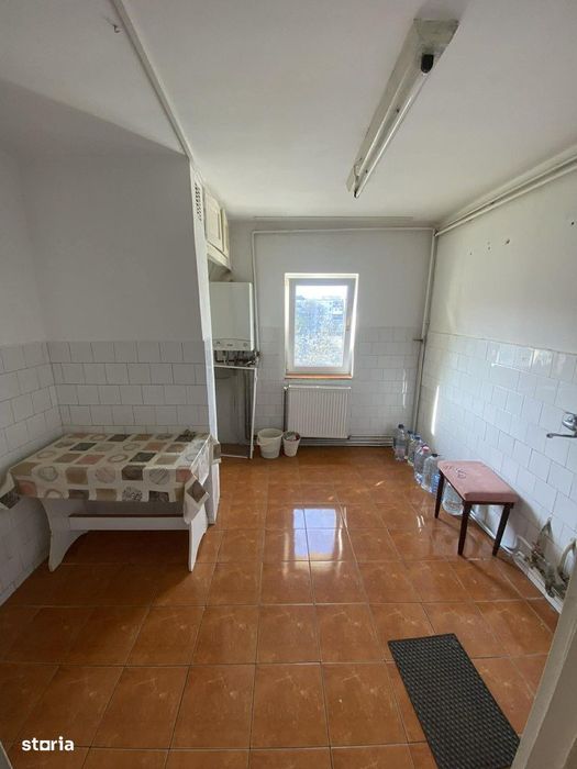 Apartament 4 camere , M16 , decomandat , etaj 3/4 , Bd. Muncii