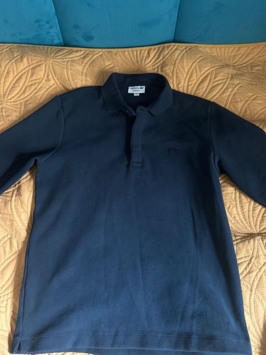 темно синяя кофта Lacoste