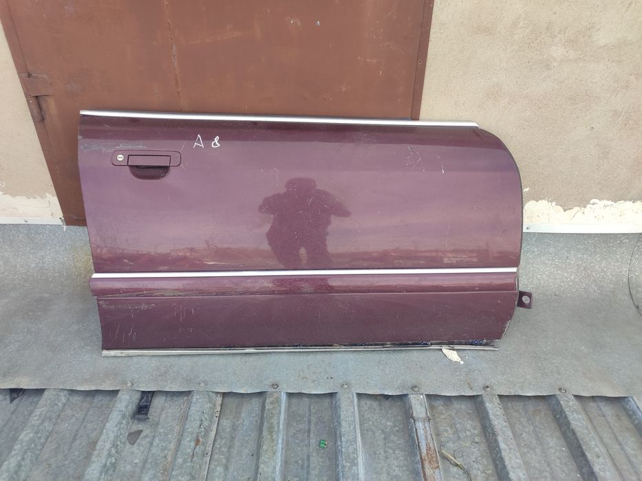 Дверь Ауди А8 Д2. Крыло правый