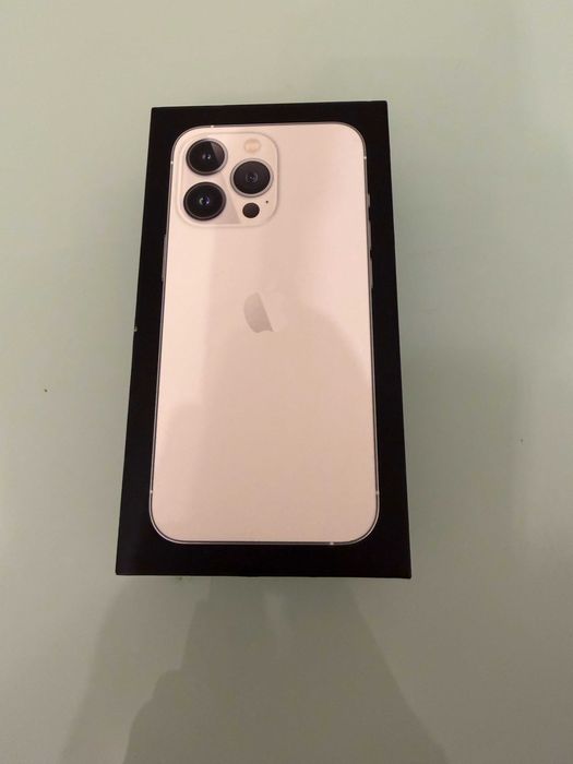 iPhone 13 Pro 256GB - перфектно състояние