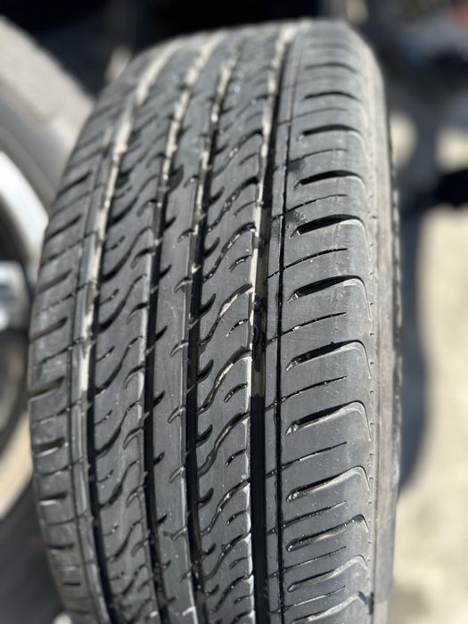 Новые шины вместе с дисками