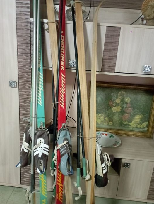 Продам лыжи в комплекте