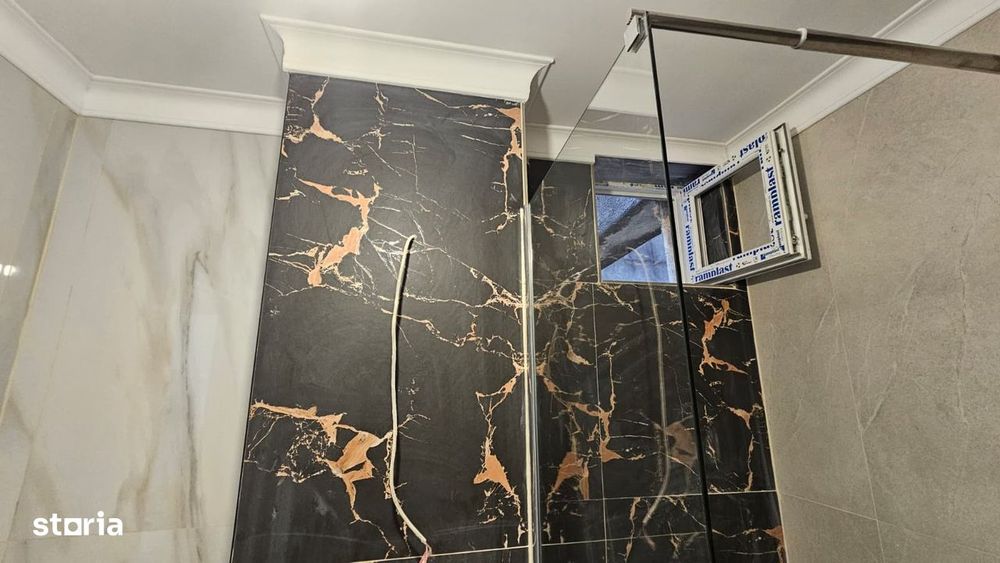 Oportunitate rară, apartament 3 camere, etaj 1, Micro 17, Pret 68000 E