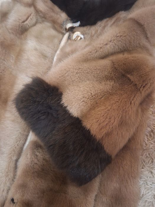 Продам норковую шубку