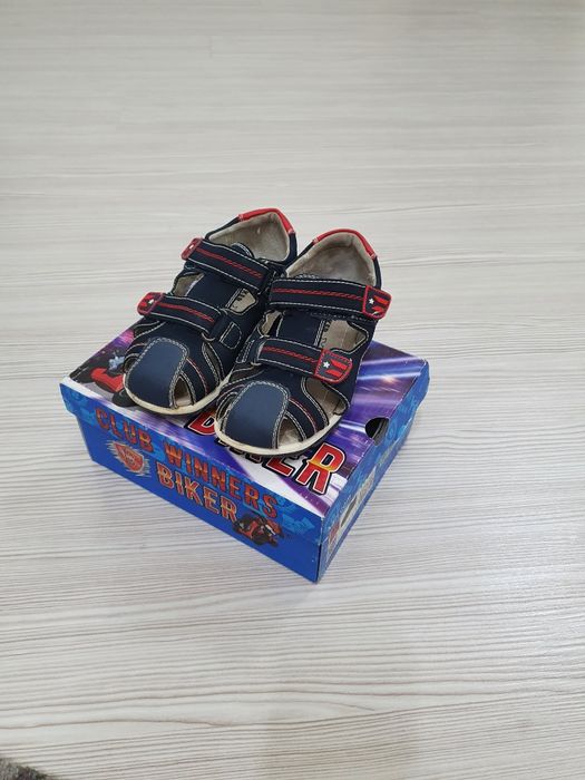 Продам сандали biker размер 29
