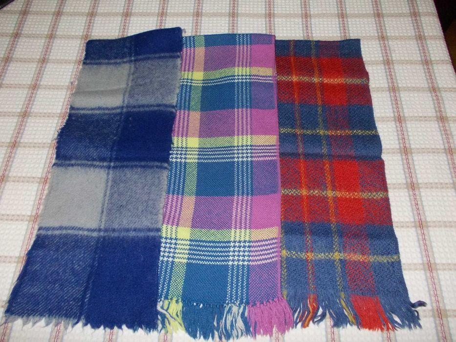 Шерстяные шарфы.