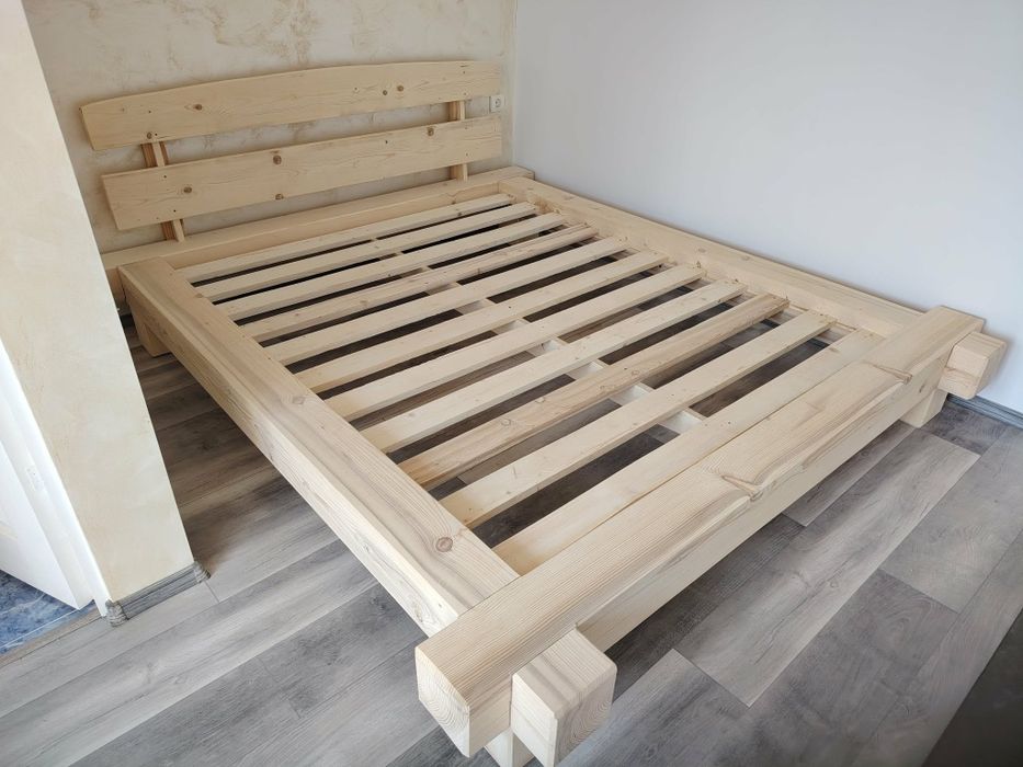 Pat Rustic din Grinzi Lemn Masiv – Realizat la Comandă