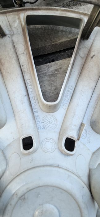 Capace jante R16  Original Vw Tiguan  Vw Passat Sharan Golf Polo Caddy