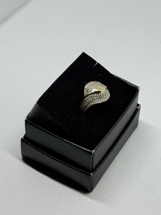 златен дамски пръстен 2.76гр 14к 585