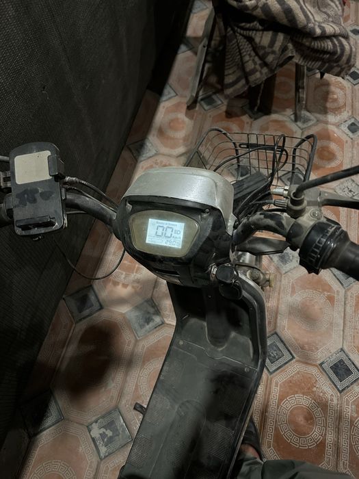 Elektira skuter 2 redlayn
