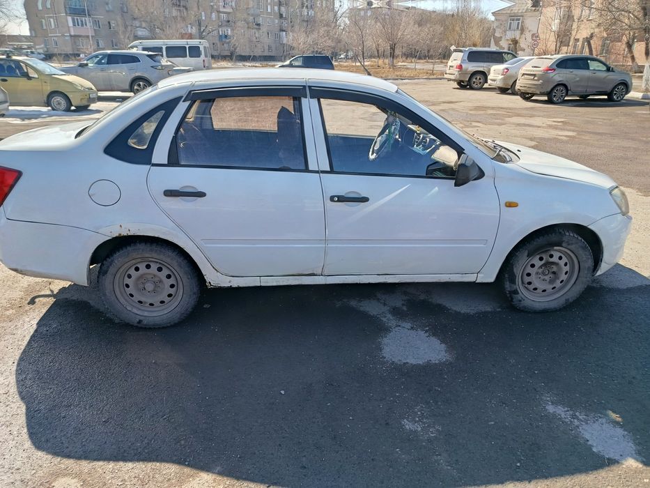 Машина продаю торг есть