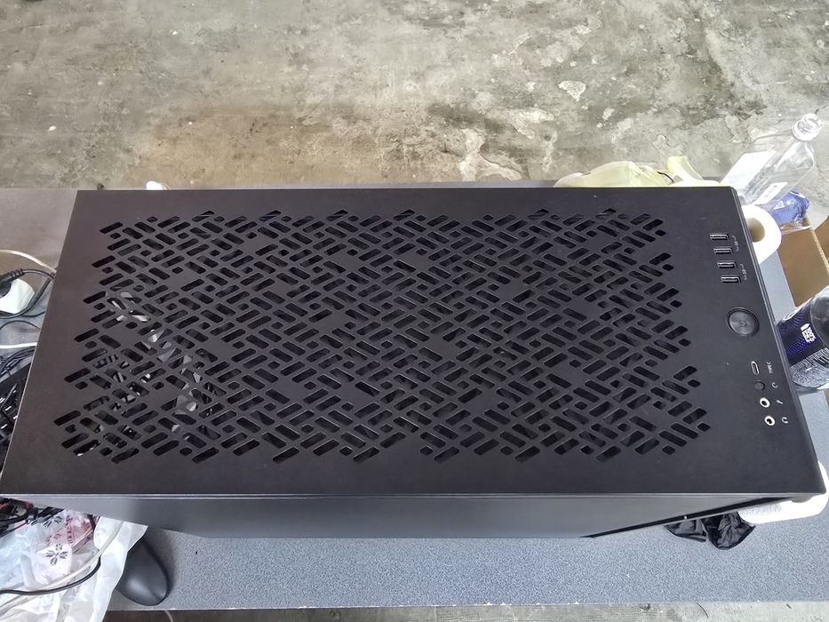 Carcasa Fractal Design Define 7 Solid