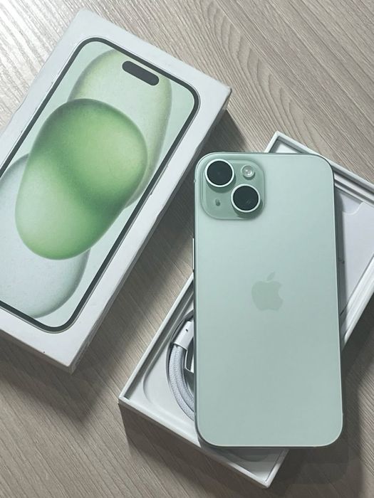 Продам айфон 15.