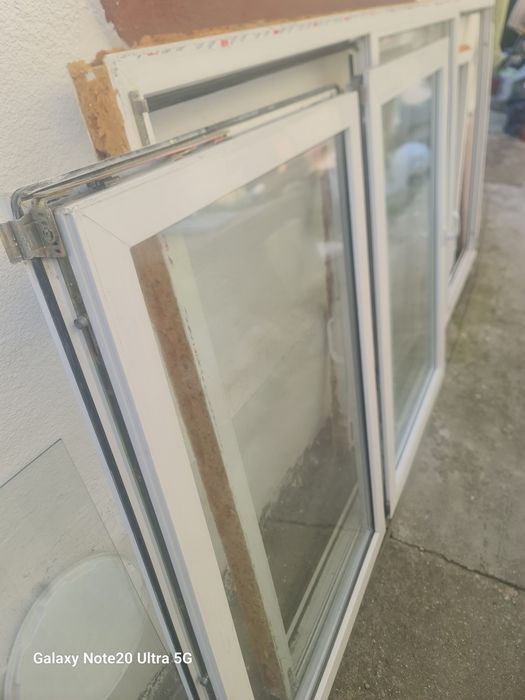 Vând geamuri termopan