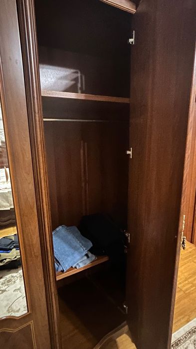 Спальный гарнитур