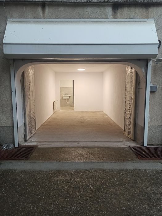 Дава се под наем Гараж / Паркомясто в София, Белите брези - 25 кв.м за 229.5 € - Снимка #1