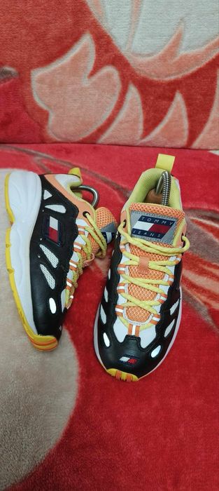 Adidasi Tommy Hilfiger 36