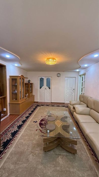 Продается 3 ком. Квартира площадью 70 кв.м. На Бульваре ор. Хокимият