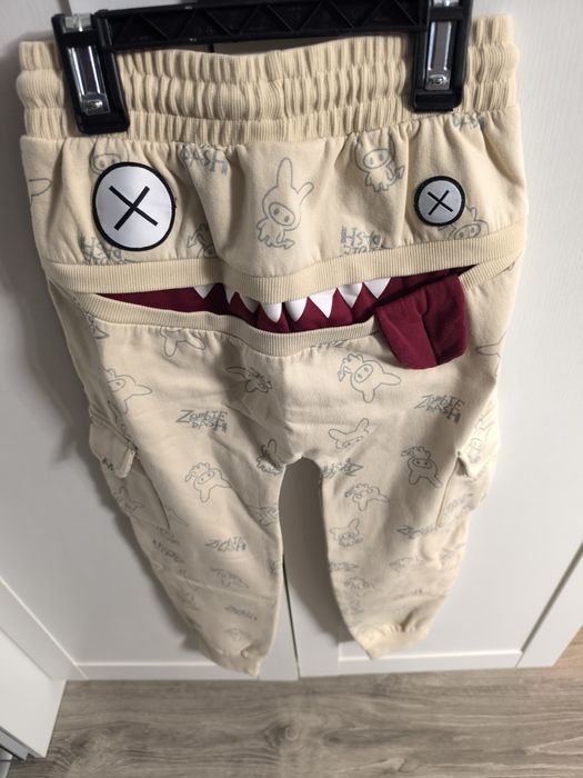 Pantaloni haioși pentru 8-9 ani