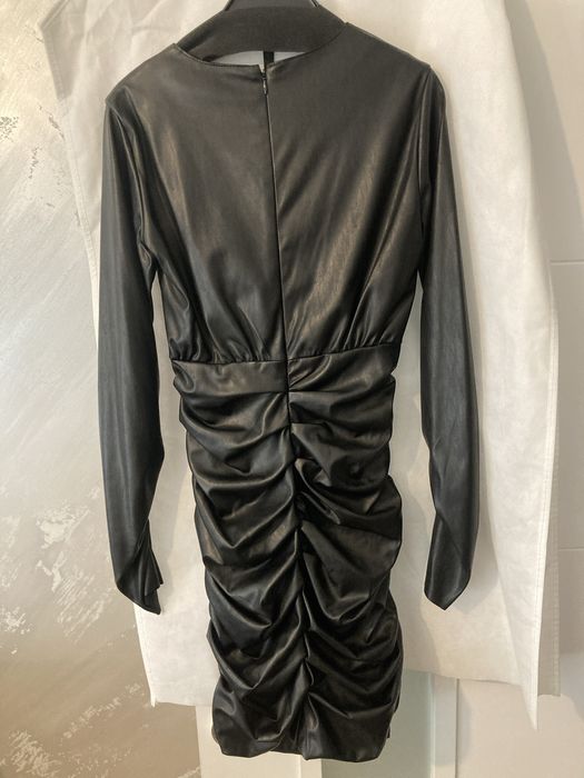 Pinko оригинална,нова рокля от финна кожа