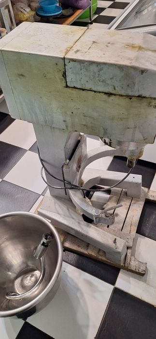 Миксер тестомес миксер