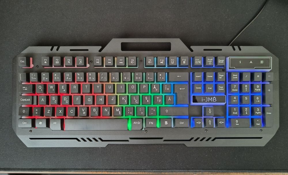 Tastatura/ mouse/ casti gaming