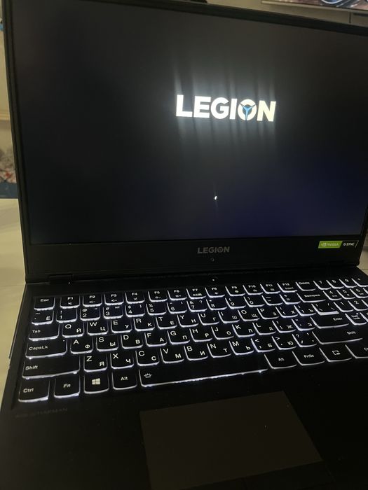 Lenovo legion 7i8750