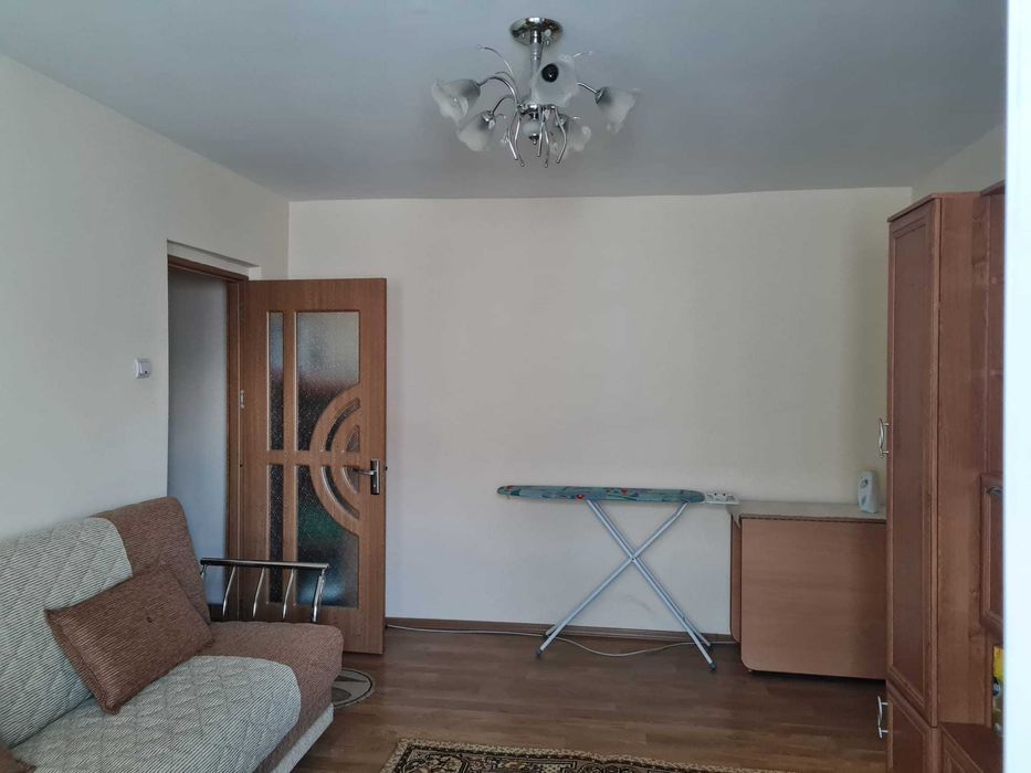 Particular, vand apartament 2 camere