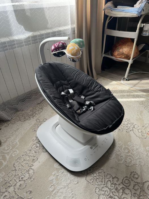 Продам качелю шезлонг