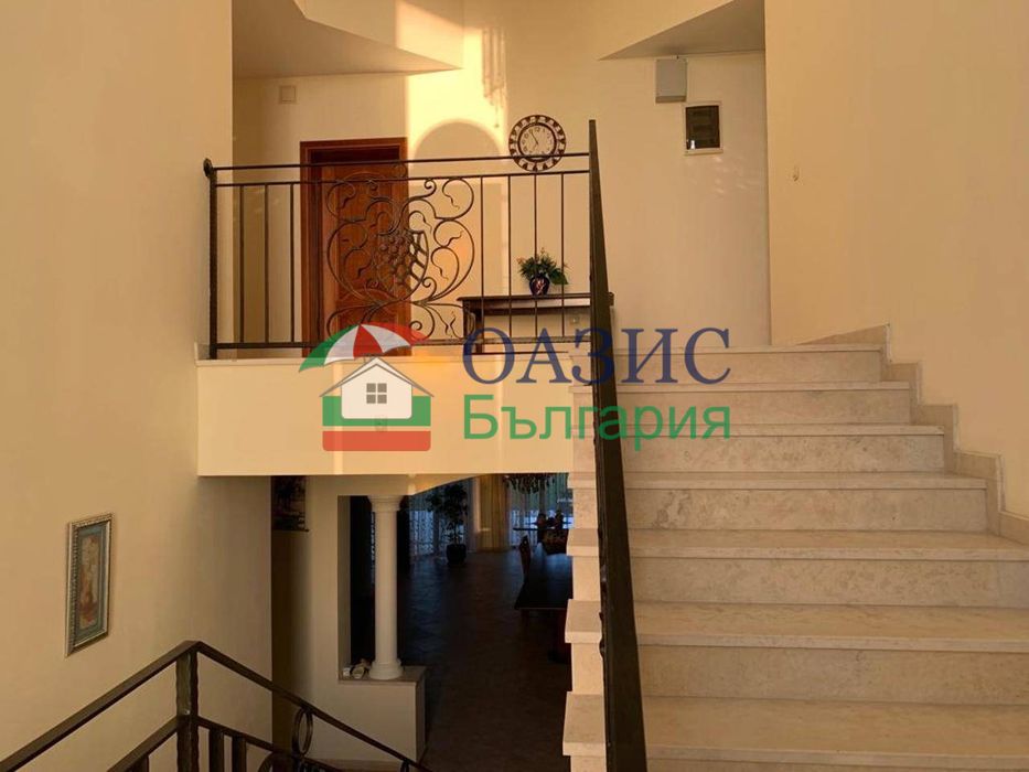 Луксозна вила близо до Варна, България на парцел от 550 кв. м.