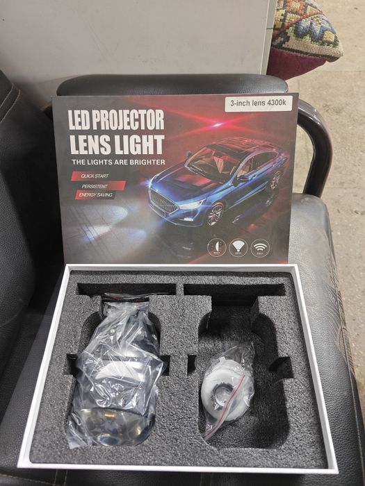 Один новый Bi Led модуль, 4300k