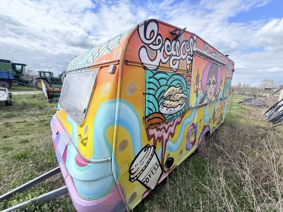 Food truck Rulota pentru evenimente rugi complet echipata