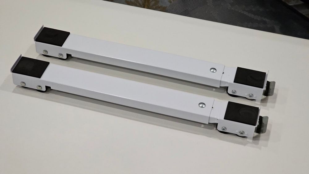 Универсальная регулируемая подставка на колесиках