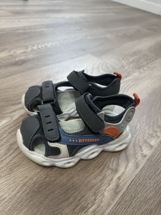 Сандалики для мальчика