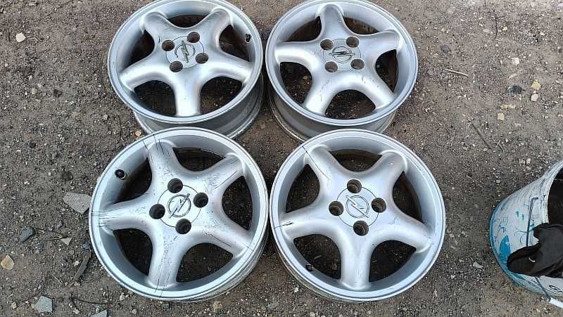 Продам оригинальные легкосплавные диски "Intra"