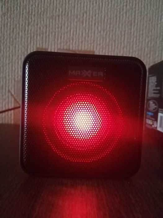 Нови преносими LED BLUETOOTH тонколони.