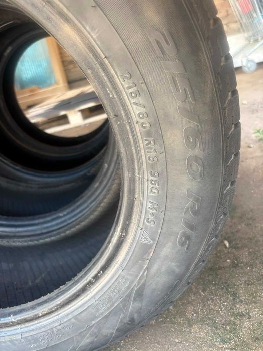Зимние шины 215/60 R16