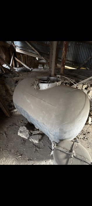Продаю Пищевая алюминиевая бочка 1 тонна