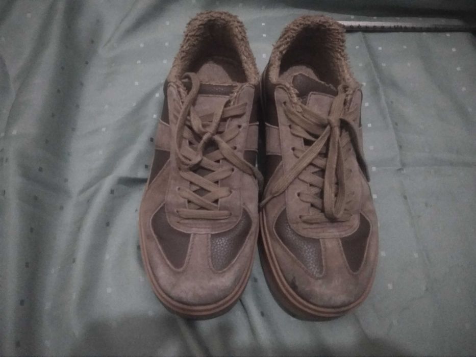 Кросовки на весну