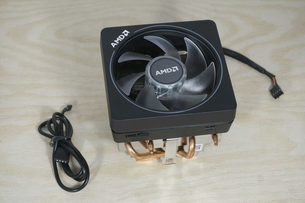 [AM5/AM4] Охладител за процесор AMD Wraith Prism / Вкл.ДДС