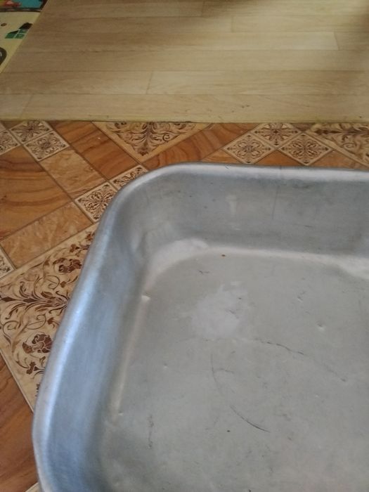 Продам дюралевую ёмкость на 10 л
