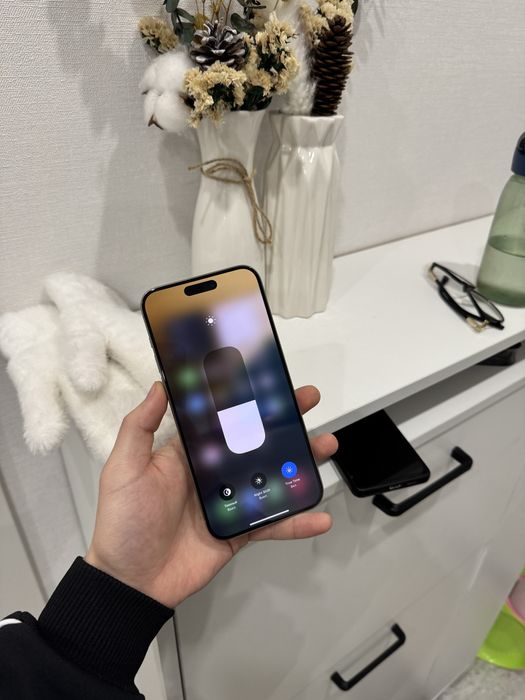 Iphone 15 pro max 256 nat titan срочно