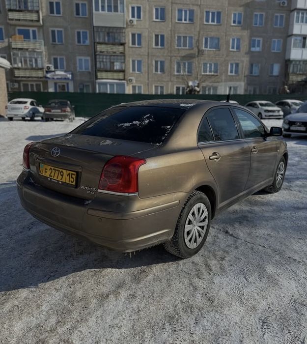 Продам авенсис 2.4
