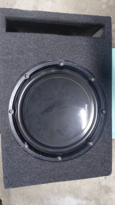 Басаци със кутий